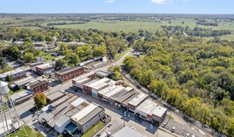 111-115 W Main St, Ash Grove, MO 65604