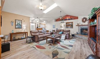823 Warren Rd, Bullhead City, AZ 86429