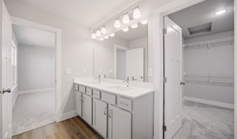 2303 Chan Dr, Adel, IA 50003