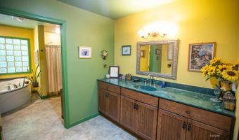 1379 Sandusky Rd, Albany, OH 45710