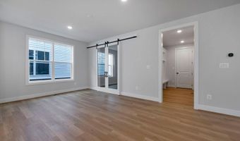 42018 NIGHT NURSE Cir, Ashburn, VA 20148
