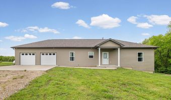 5704 County Road 262, Auxvasse, MO 65231