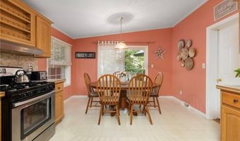 8 King Philip Rd, Coventry, RI 02816