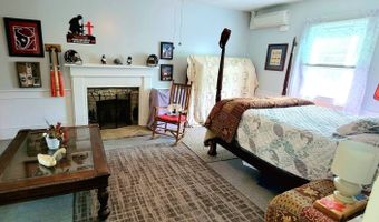 8079 Wayside Creamery Rd, Alderson, WV 24910