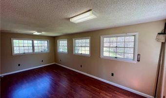 762 George Eggers Rd, Banner Elk, NC 28604
