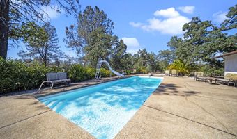 17832 Windsor Ln, Anderson, CA 96007