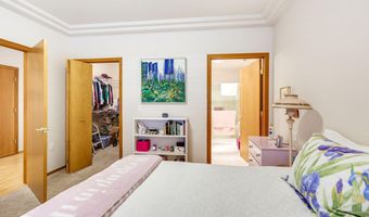 832 Pavilion Pl, Ashland, OR 97520