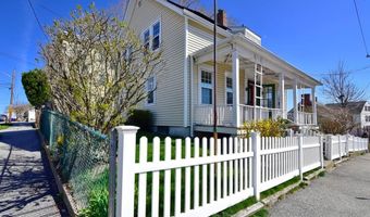 55 Mt Hope Ave, Bristol, RI 02809