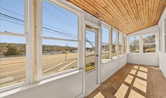 8 Herring Pond Rd, Bourne, MA 02532