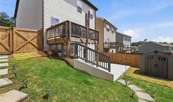 198 Station Overlook Dr, Auburn, GA 30011