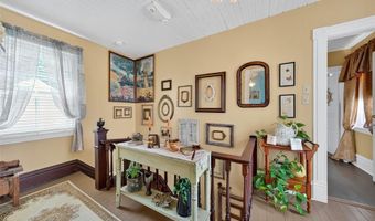 5596 Walnut St, Augusta, MO 63332