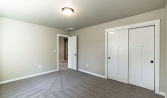 7587 E Duke Ln, Athol, ID 83801