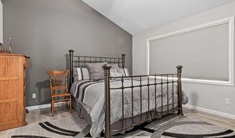 13800 Fernando Ave, Apple Valley, MN 55124