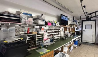 208 New Rd, Arundel, ME 04046