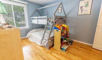 3666 Frederick Dr, Ann Arbor, MI 48105