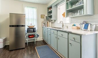 313 Tanner St, Abingdon, VA 24210