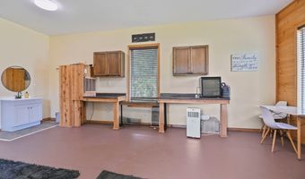 722 Lakeshore Dr, Autaugaville, AL 36003