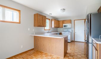 2629 8th Ave SE, Altoona, IA 50009