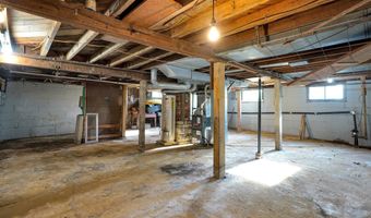 2204 30th St, Bedford, IN 47421