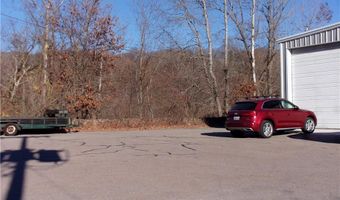 60 New River Rd, Lincoln, RI 02865