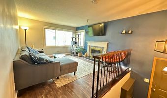 4367 Arden View Ct, Arden Hills, MN 55112