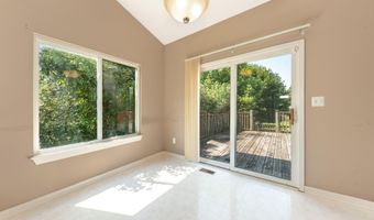 3148 Fenview Dr, Ann Arbor, MI 48108