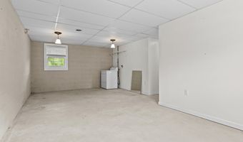 15 Walker Dr, Beattyville, KY 41311