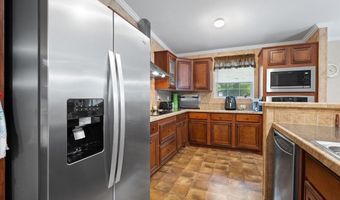 912 22nd Ct, Bell, FL 32619