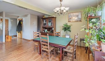1421 Pacific Ave, Beachwood, NJ 08722