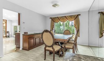 83 The Dell, Albertson, NY 11507