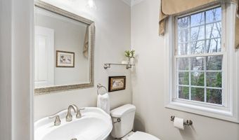 1 Dorothys Way, Bedford, NH 03110