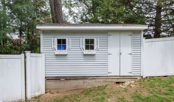 17 Keneson St, Billerica, MA 01821