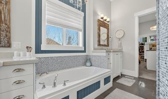 14956 S CASTLE VALLEY Dr, Bluffdale, UT 84065