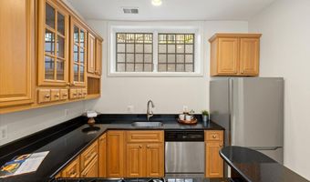 3350 17TH St NW T2, Washington, DC 20010