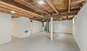 504 ABERNETHY Rd, Oregon City, OR 97045
