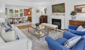 5973 SEARL Ter, Bethesda, MD 20816
