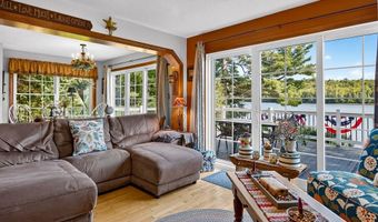 202 Bear Cove Rd, Baileyville, ME 04694