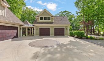 3120 Windmill Dr, Adrian, MI 49221