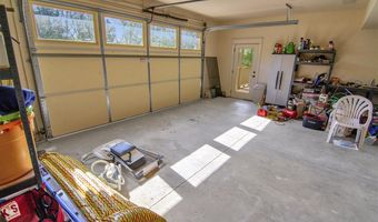 272 Eagle Point Dr, Austin, KY 42123