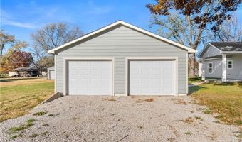 304 N Mulberry St, Adrian, MO 64720