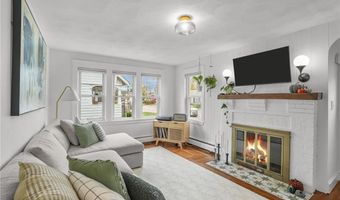 35 Barney St, East Providence, RI 02916