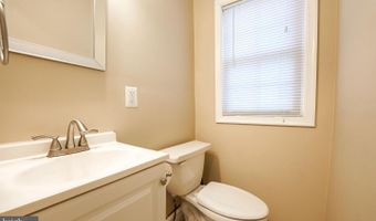 1210 ORONOCO St, Alexandria, VA 22314