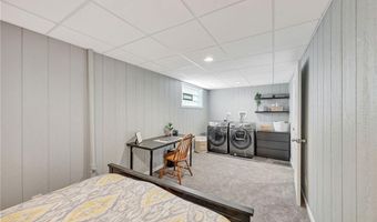 5538 Silverpoint Dr, Cincinnati, OH 45247