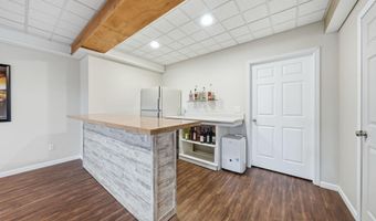 7833 Garman Rd, Auburn, IN 46706