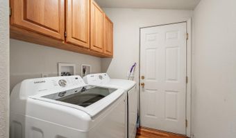 15947 Butterfield Ln, Anderson, CA 96007