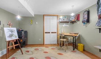 N254 MEADOWBREEZE Court, Appleton, WI 54915