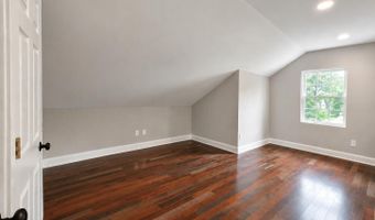 690 Collingwood Ave, Columbus, OH 43213