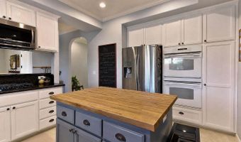 1070 Suzanne Dr, Angels Camp, CA 95222