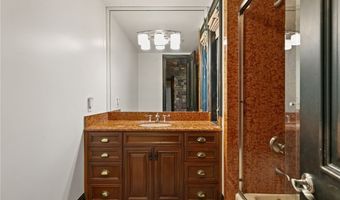 33 Promontory Ridge Dr, Las Vegas, NV 89135