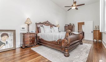 217 W 1st St, Abilene, KS 67410